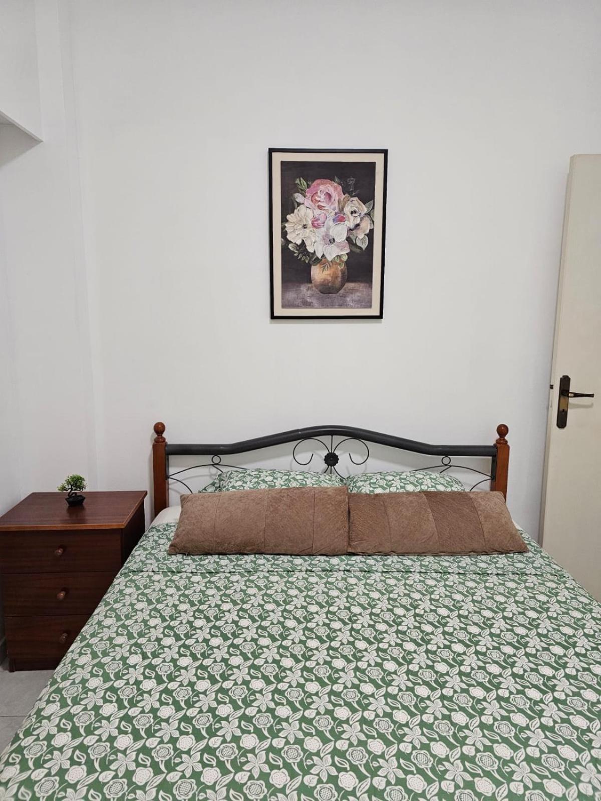 Apartment Makenzy Mermaid 2 Bedroom *