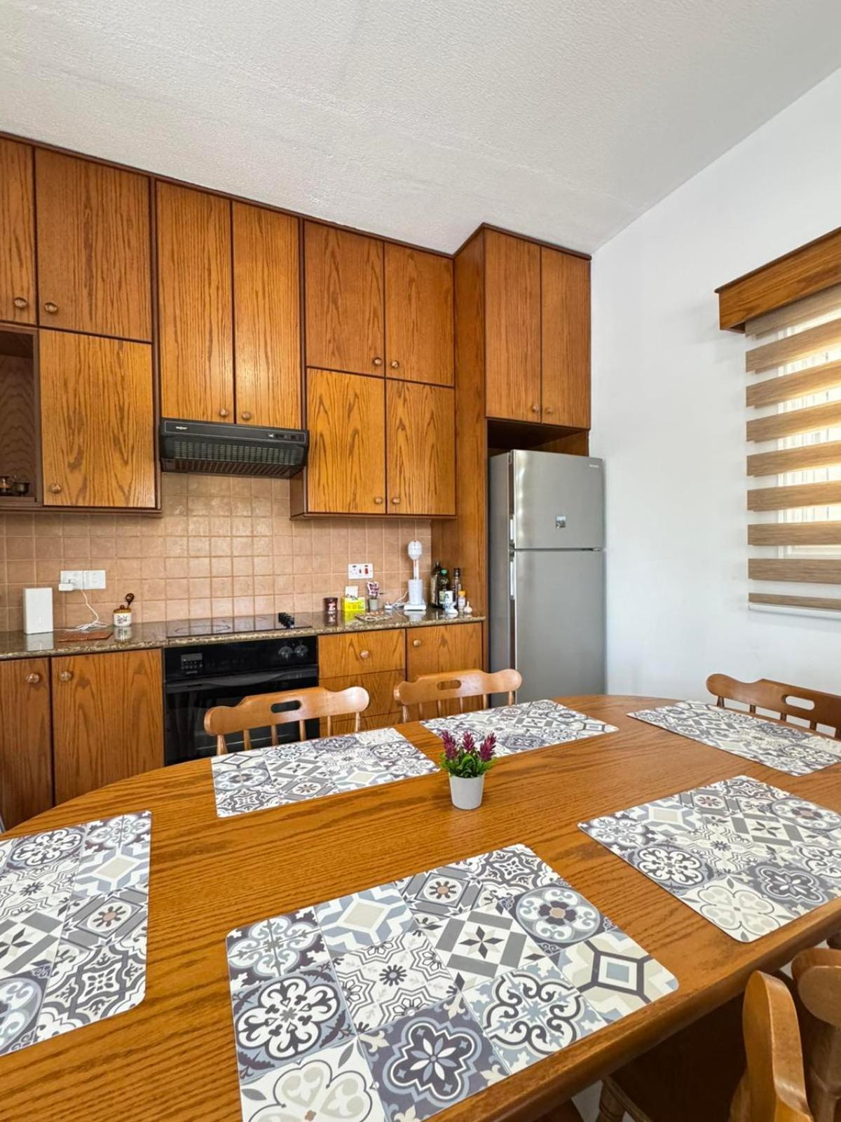 Makenzy Mermaid 2 Bedroom * Larnaka