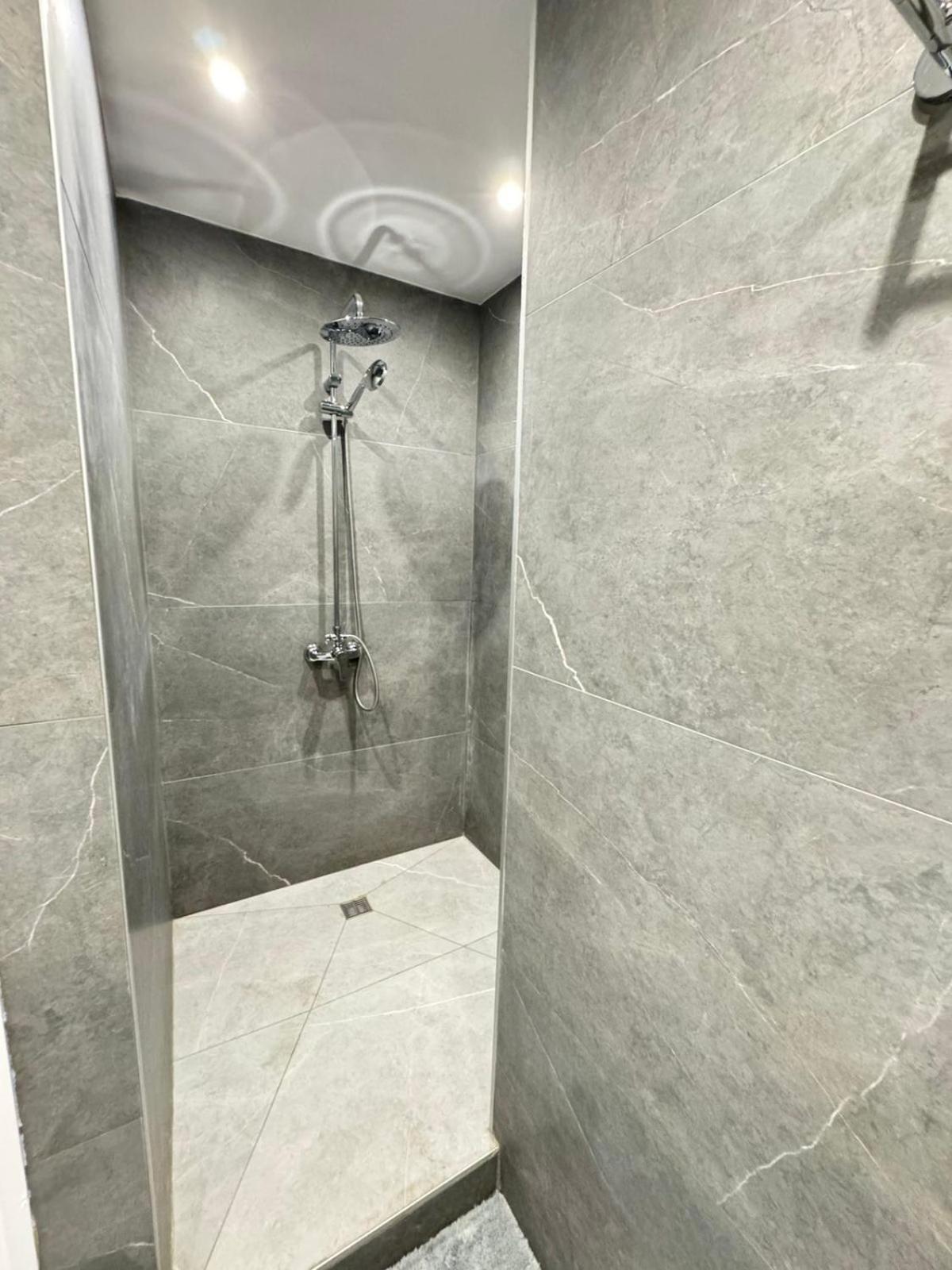 Apartment Makenzy Mermaid 2 Bedroom